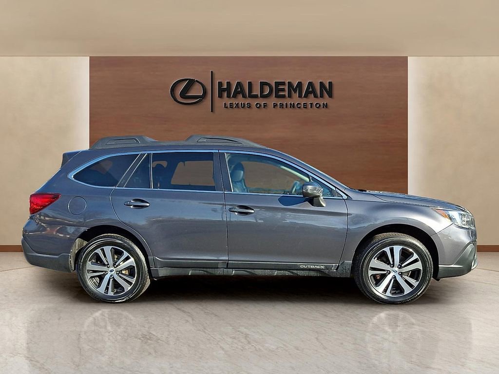 Used 2019 Subaru Outback 3.6R Limited image 8