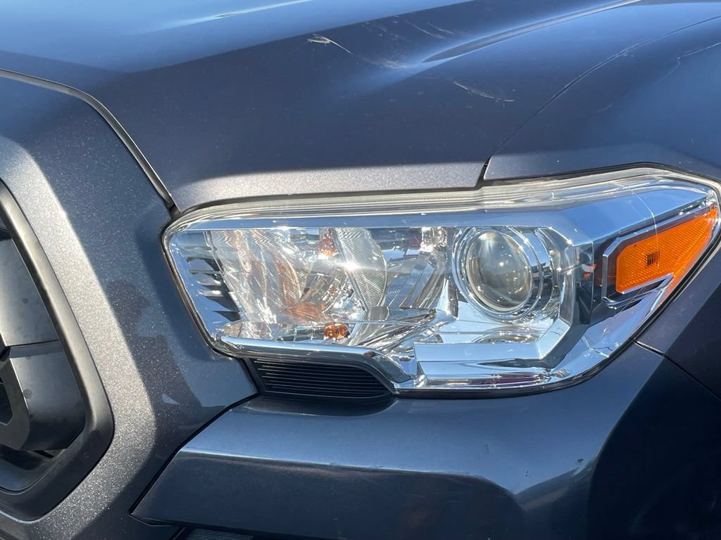 Used 2021 Toyota Tacoma SR w/ SR Convenience Package RWD image 4
