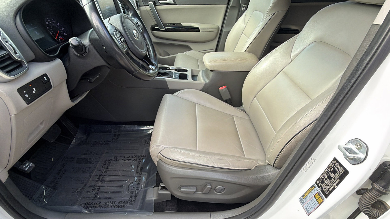 Used 2018 Kia Sportage EX image 16