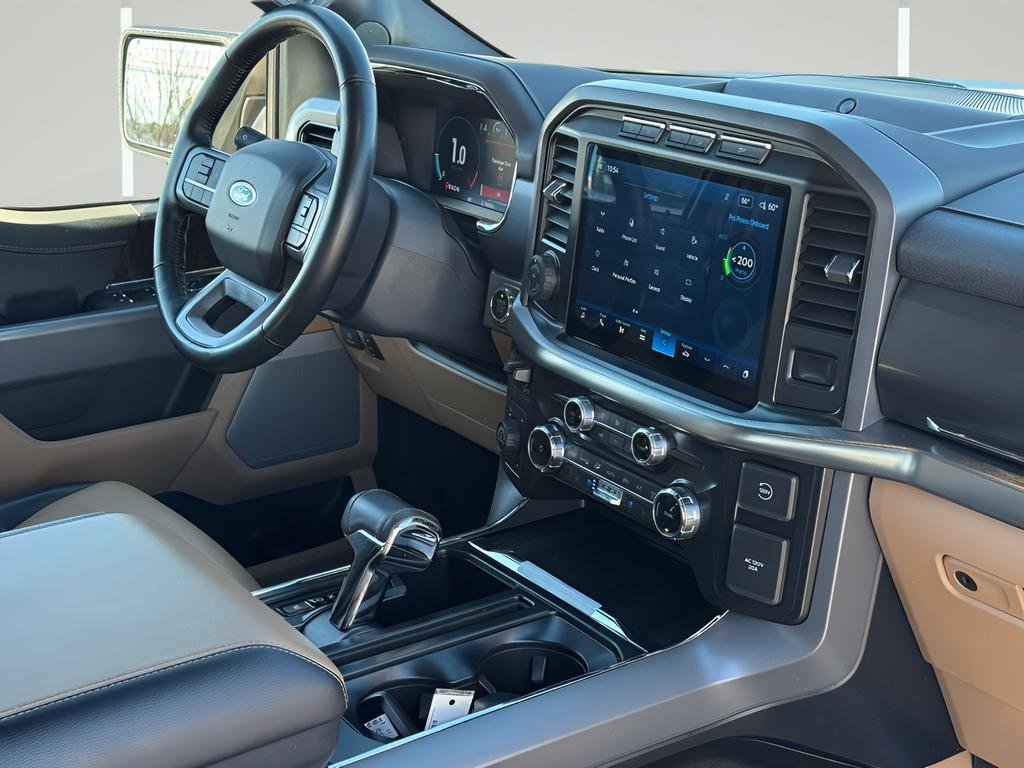 Used 2022 Ford F150 Lariat w/ Max Trailer Tow Package image 10