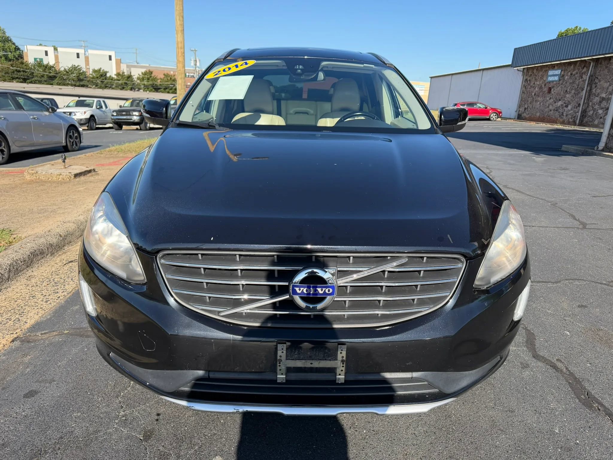 Used 2014 Volvo XC60 T6 AWD/4WD image 2