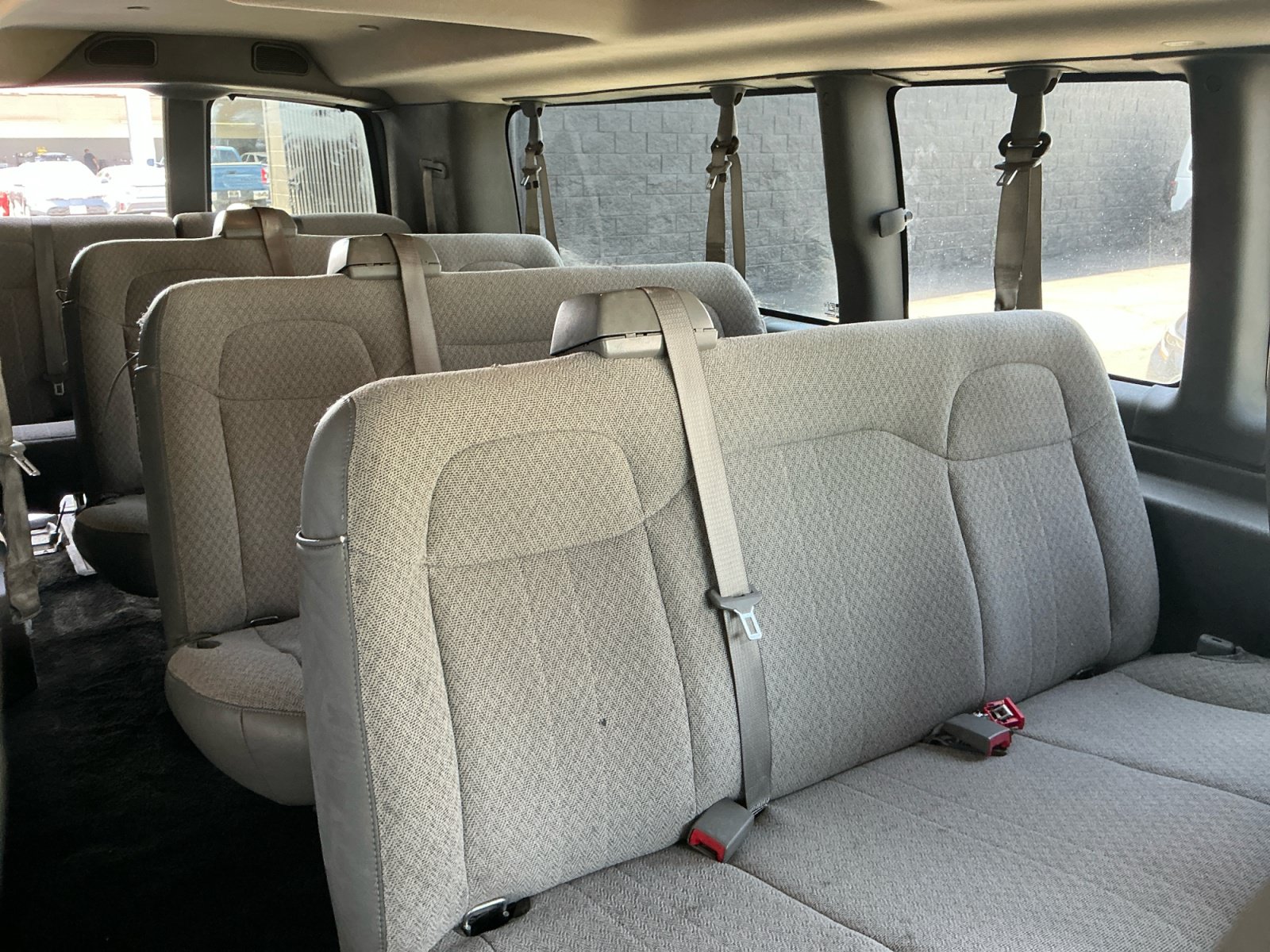 Used 2017 Chevrolet Express 3500 LT w/ LT Preferred Equipment Group RWD image 17