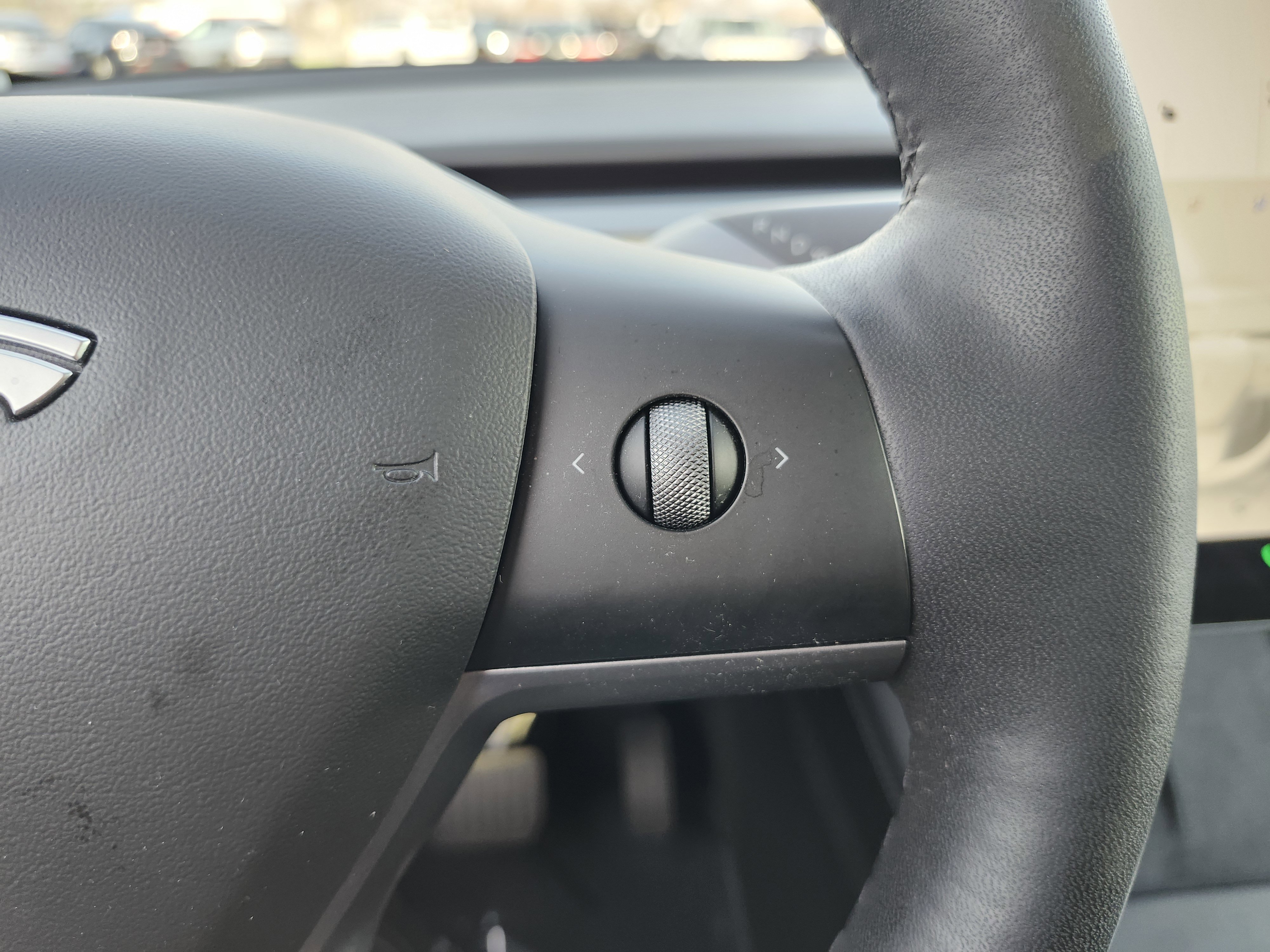 Used 2021 Tesla Model Y Long Range AWD/4WD image 33