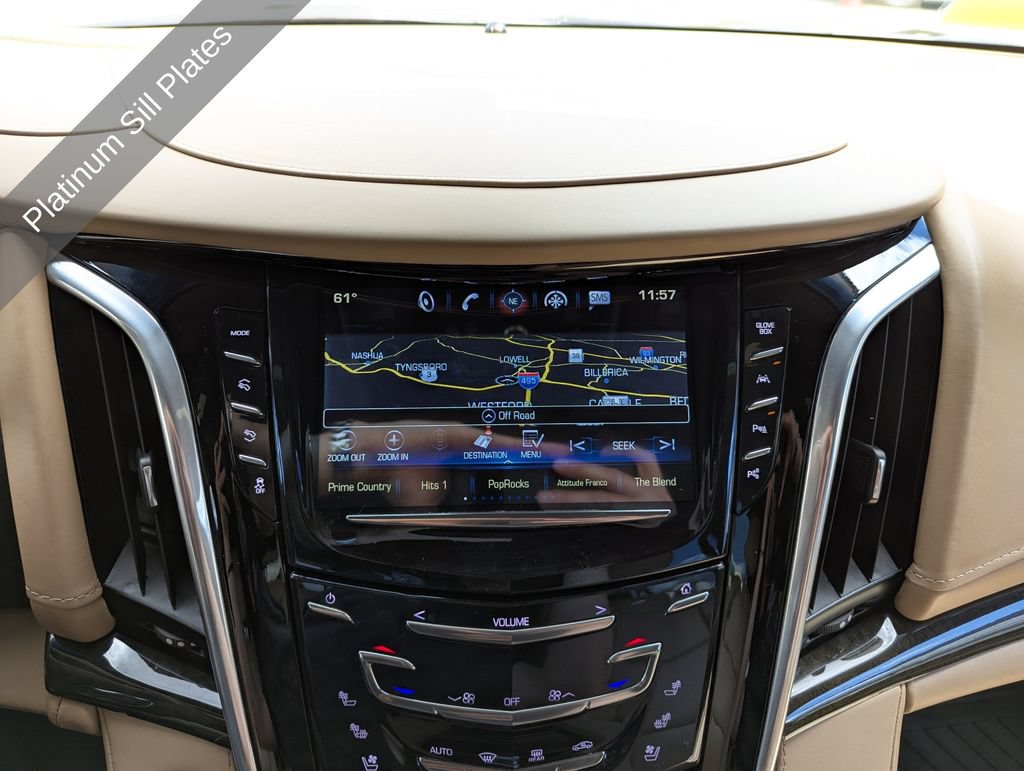 Used 2020 Cadillac Escalade Platinum AWD/4WD image 27