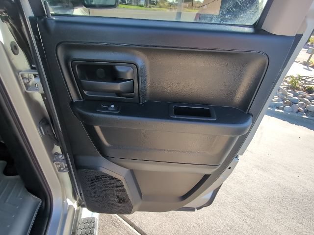 Used 2016 RAM 1500 Express AWD/4WD image 31