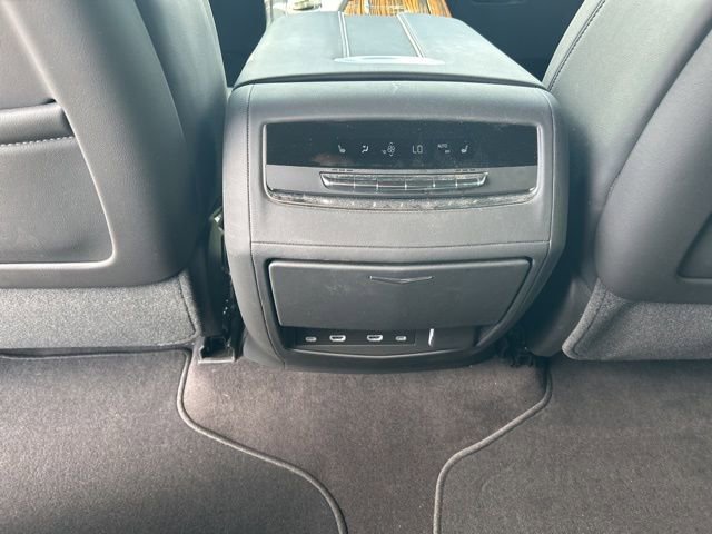 Certified 2023 Cadillac Escalade Premium Luxury image 24