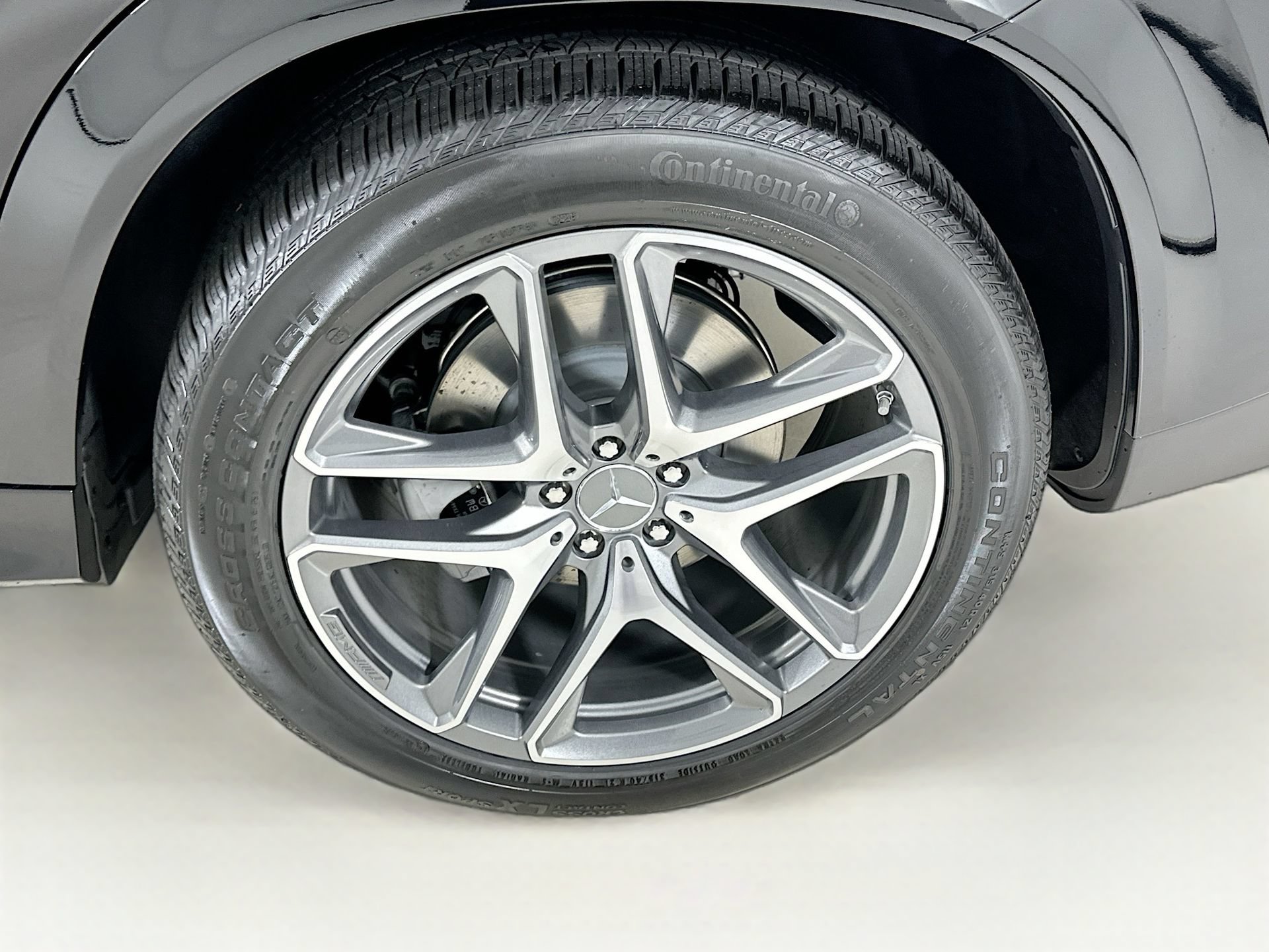 New 2026 Mercedes-Benz GLE 53 AMG 4MATIC Coupe image 33