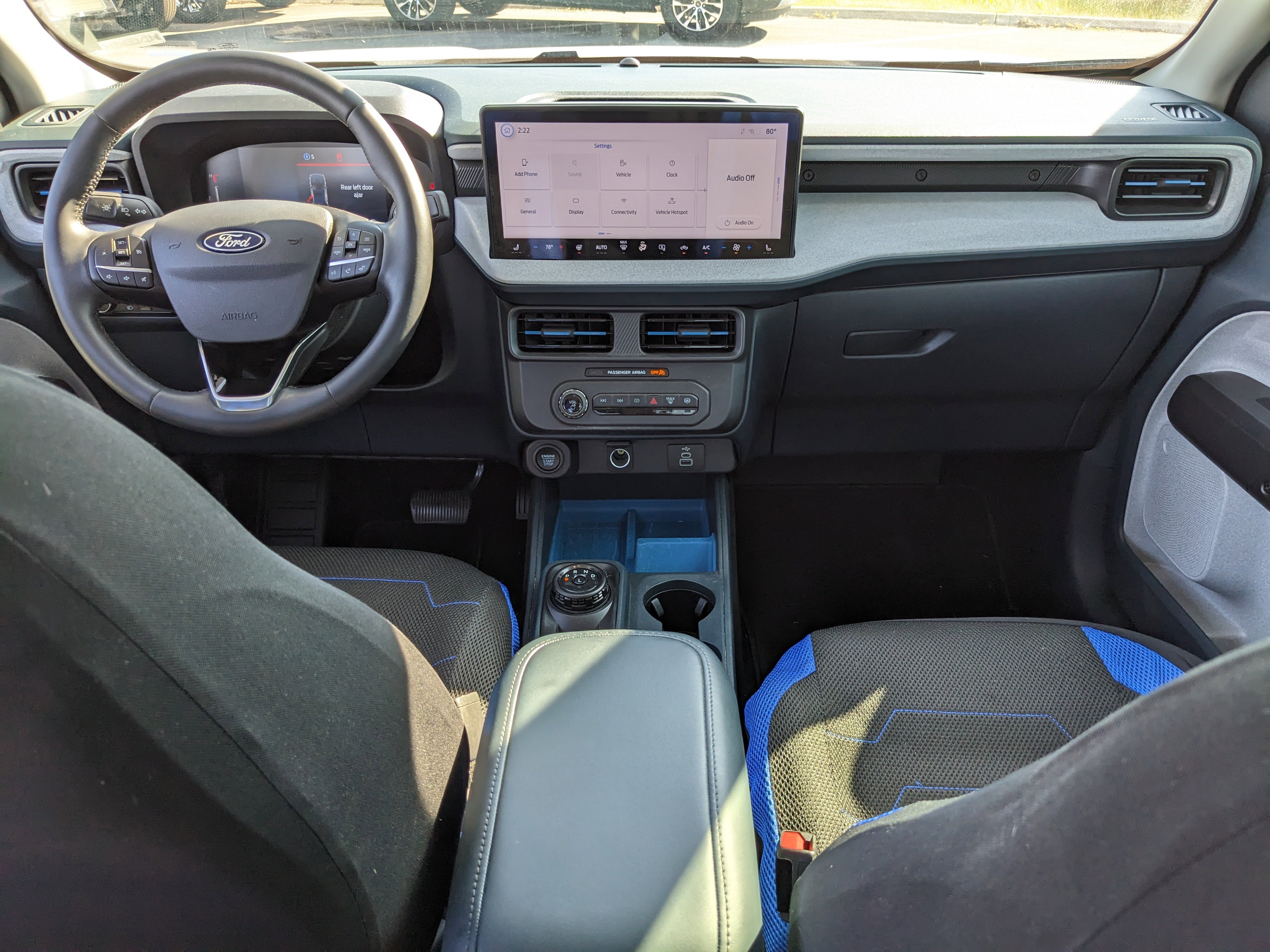 Certified 2025 Ford Maverick XLT w/ XLT Luxury Package image 11