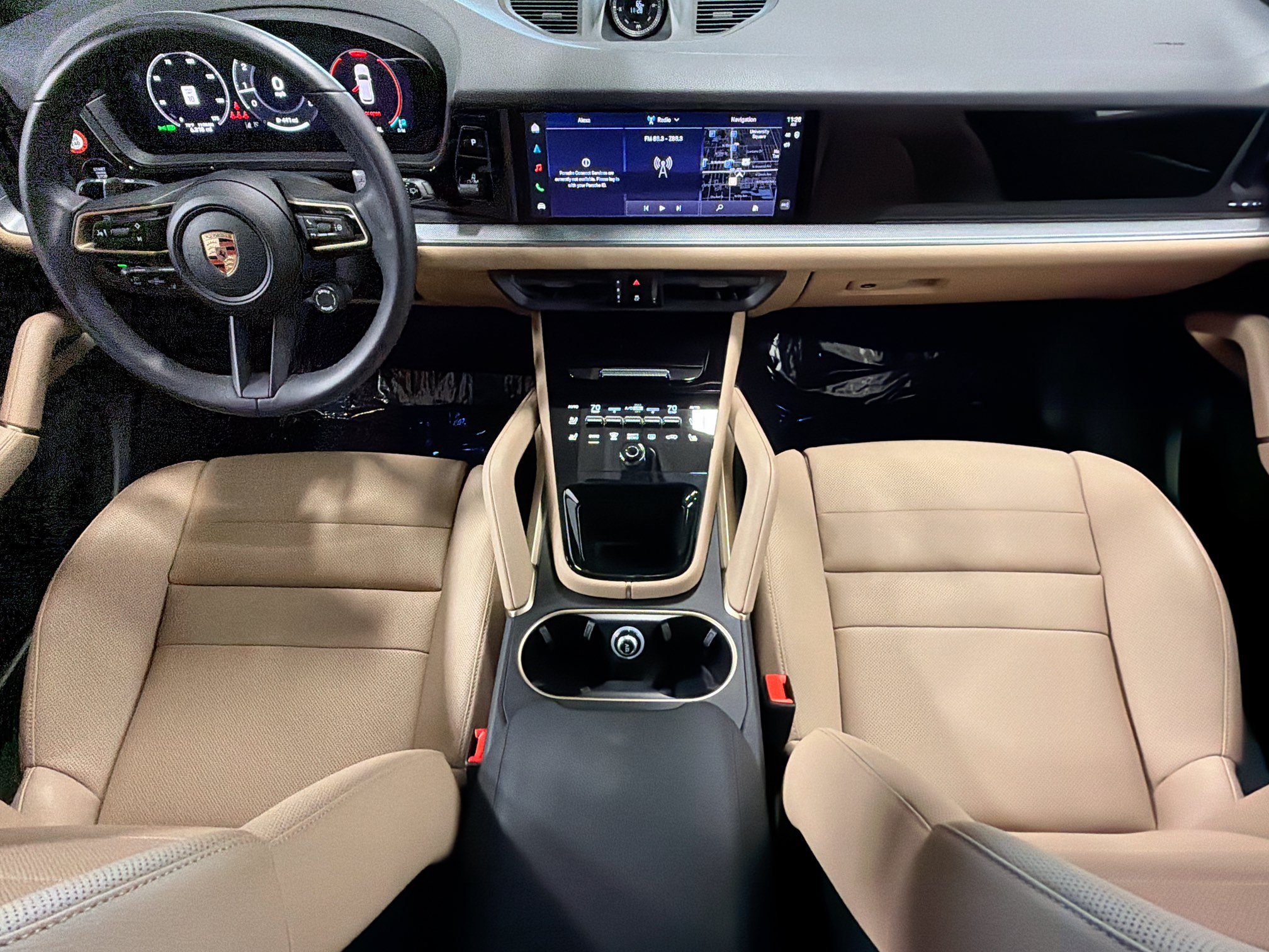 Certified 2026 Porsche Cayenne AWD/4WD image 16