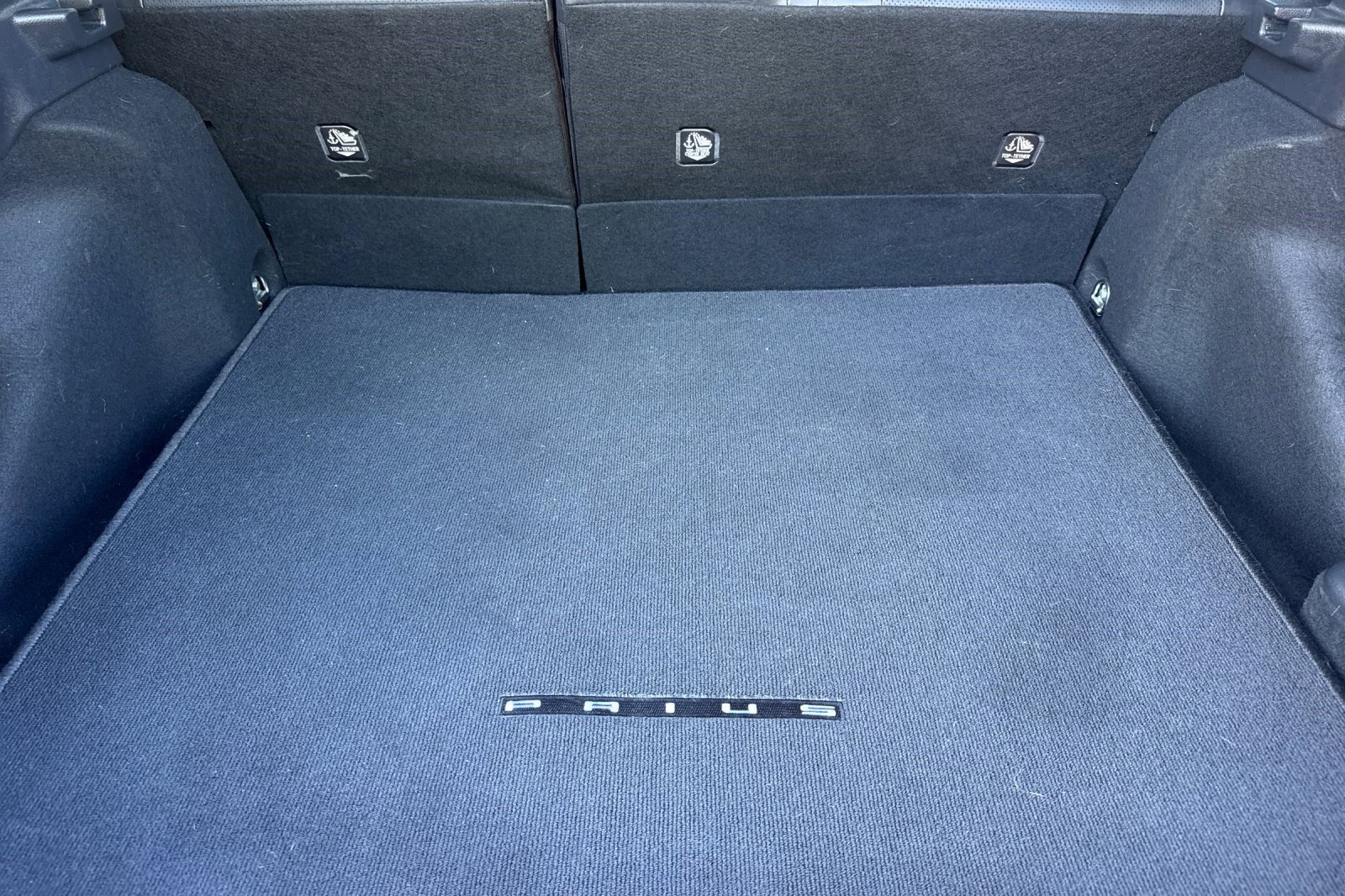 Used 2024 Toyota Prius Limited w/ Limited Premium Package image 32