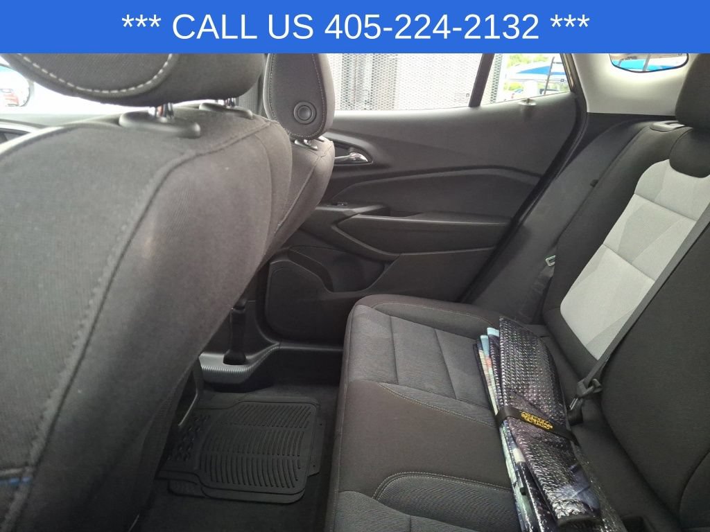 Used 2025 Chevrolet Trax LS w/ Driver Confidence Package FWD image 25