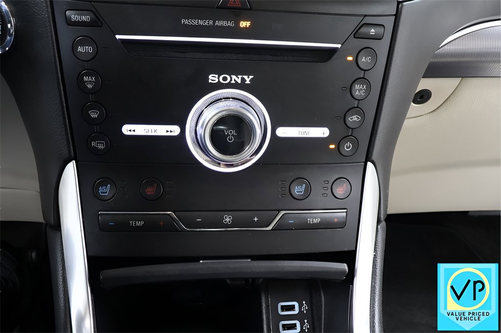 Used 2018 Ford Edge Titanium w/ Equipment Group 301A image 10
