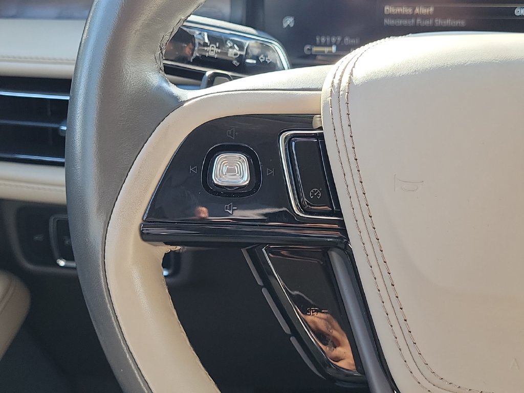Used 2024 Lincoln Aviator Reserve RWD image 21