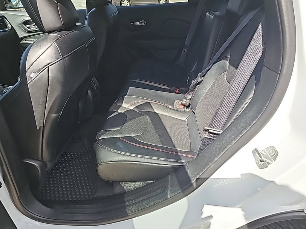 Certified 2022 Jeep Cherokee Trailhawk w/ Sound & Nav Group image 17