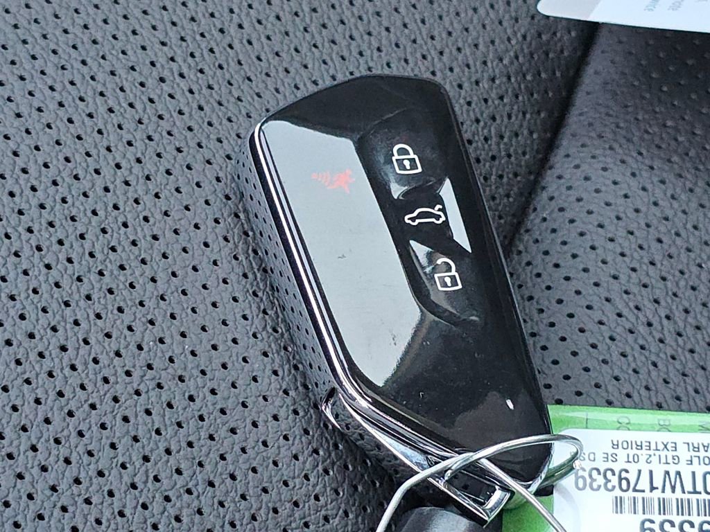 New 2026 Volkswagen GTI SE image 18