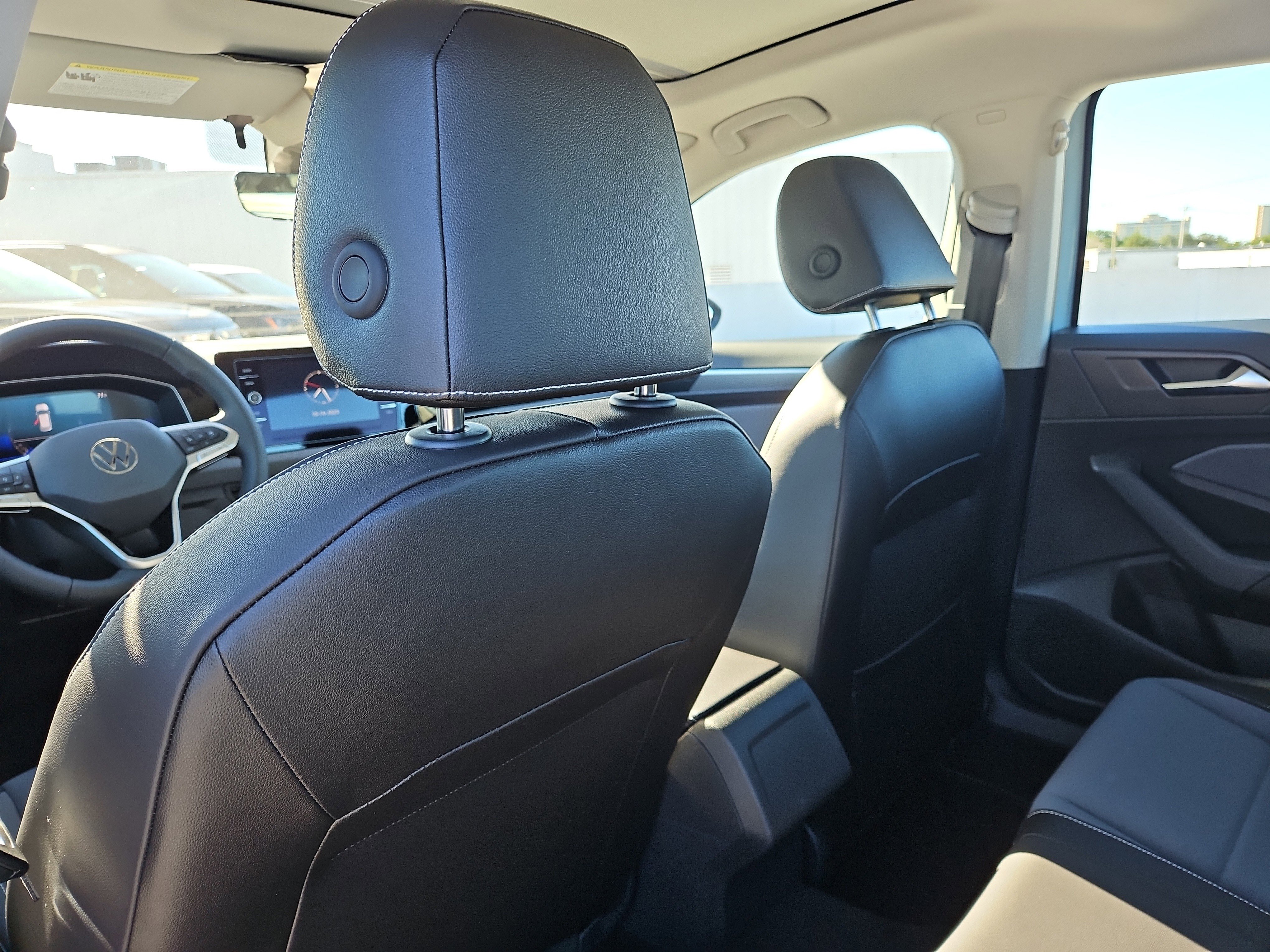 New 2026 Volkswagen Jetta SE image 9