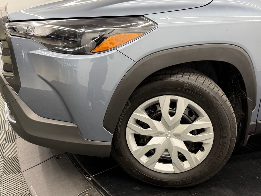 Used 2026 Toyota Corolla Cross L FWD image 5