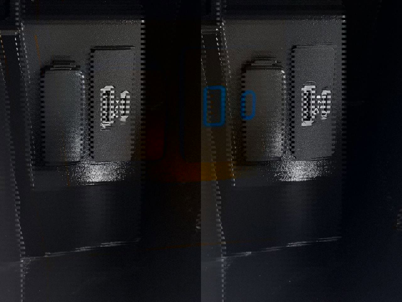 Used 2022 Ford Explorer Limited w/ Equipment Group 301A image 22