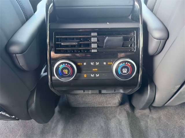 Used 2023 Land Rover Range Rover Sport SE Dynamic image 14