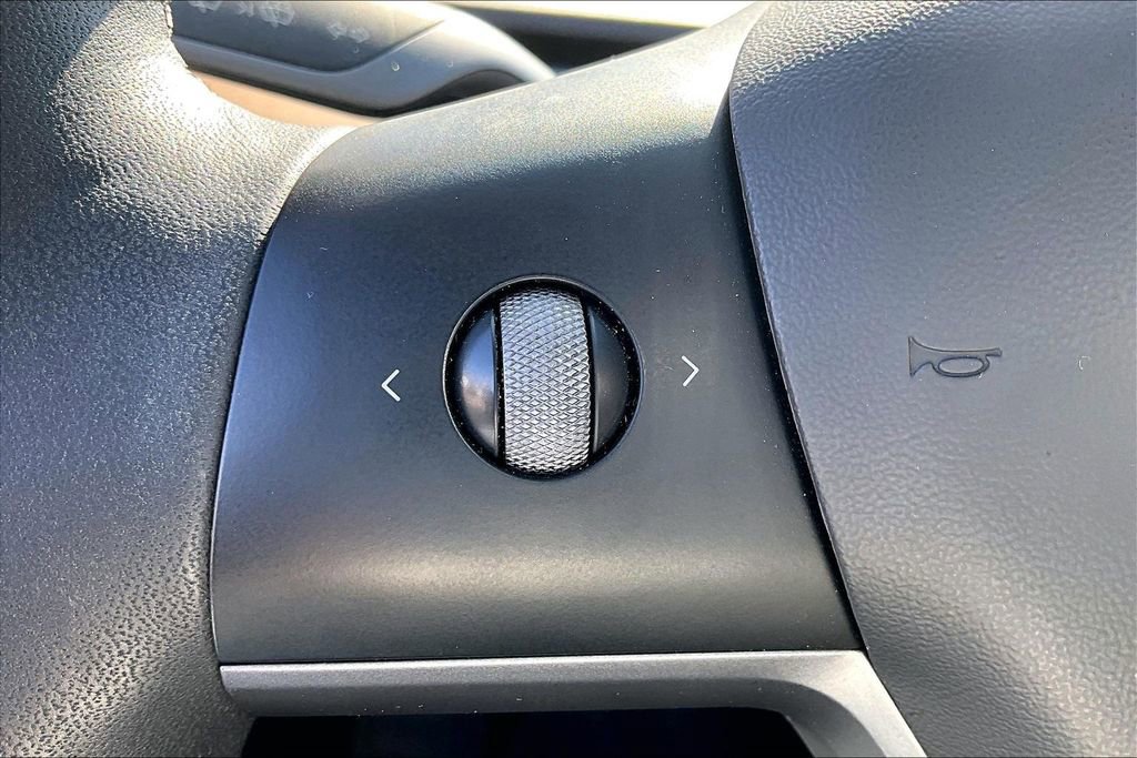 Used 2021 Tesla Model 3 Performance AWD/4WD image 10