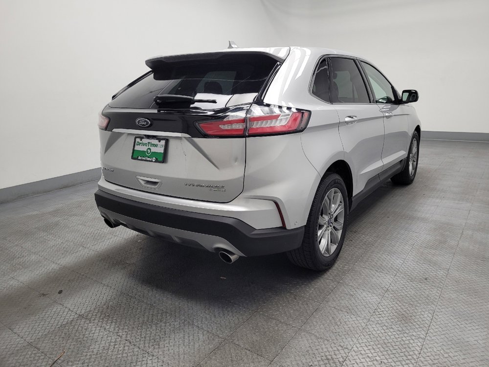 Used 2019 Ford Edge Titanium w/ Equipment Group 301A FWD image 9