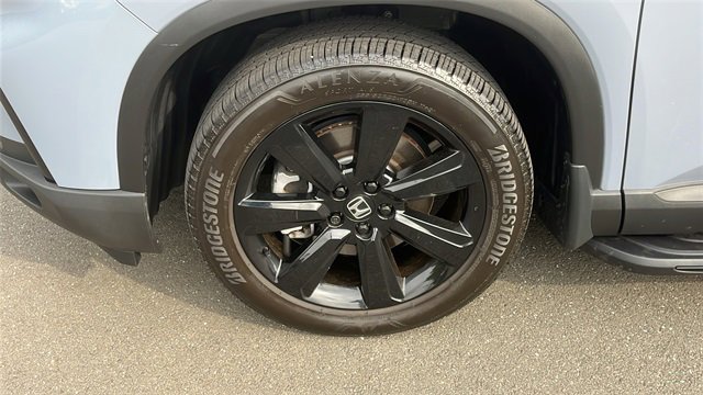 Used 2025 Honda Pilot Black Edition image 8