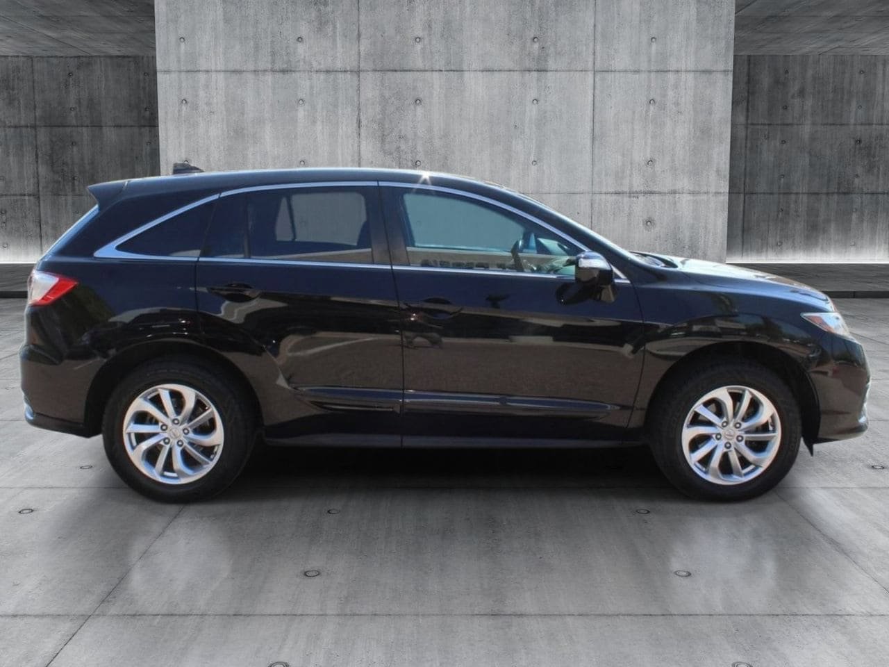 Used 2018 Acura RDX w/ Technology Package FWD image 7