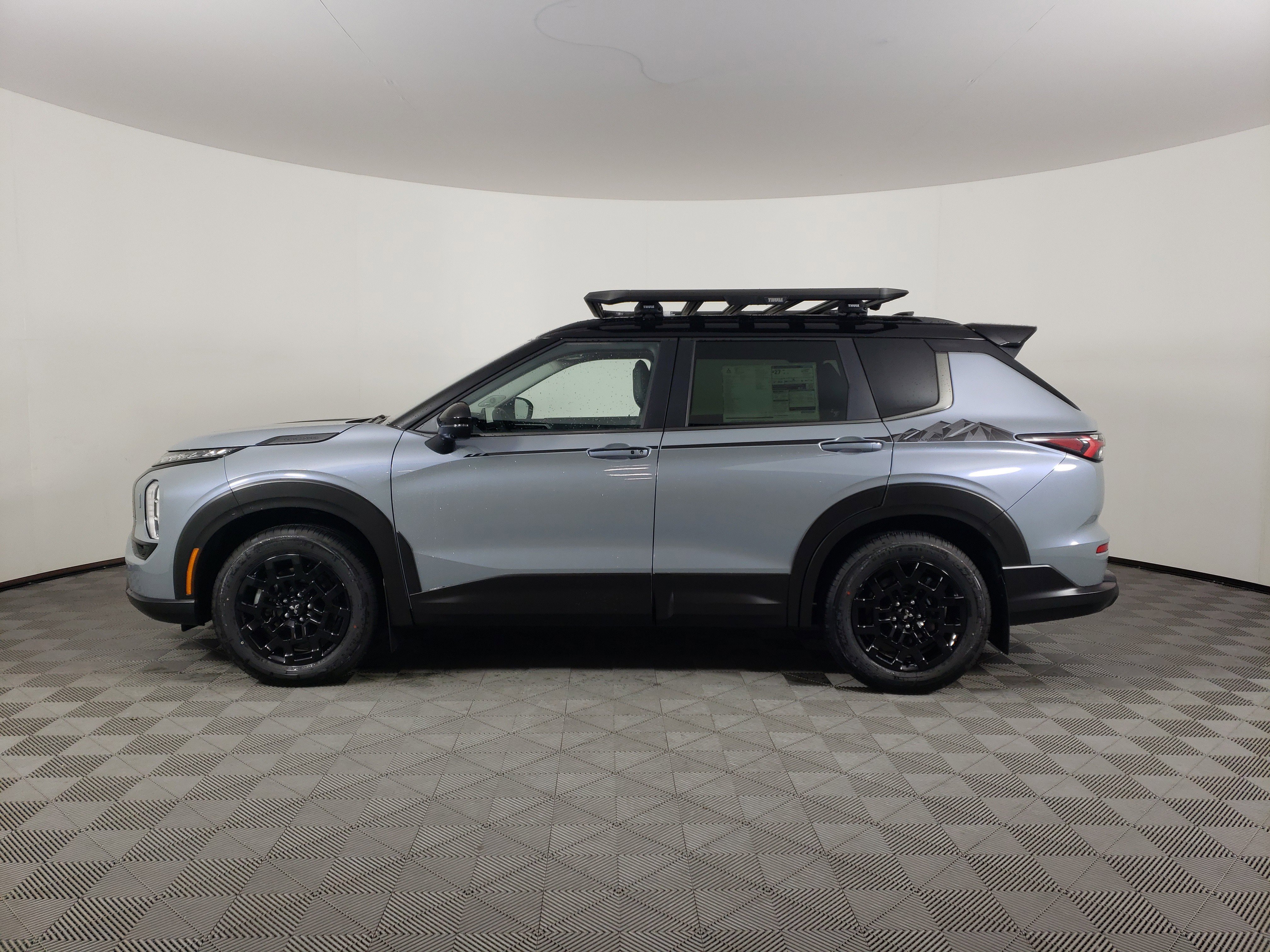 New 2026 Mitsubishi Outlander Trail Edition image 3