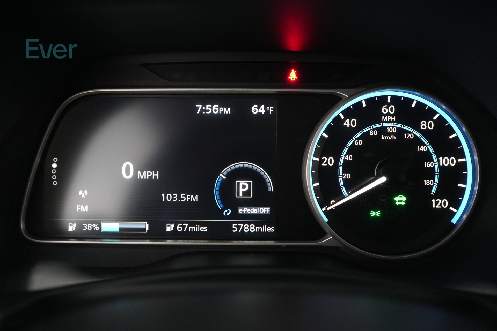 Used 2025 Nissan Leaf S FWD image 7