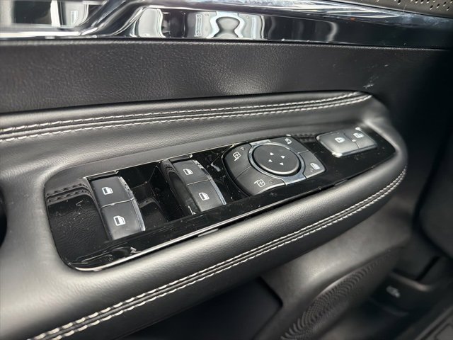 New 2026 Lincoln Corsair Premiere image 17