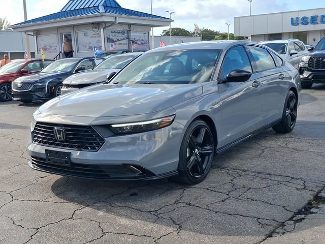 Used 2024 Honda Accord Sport image 2