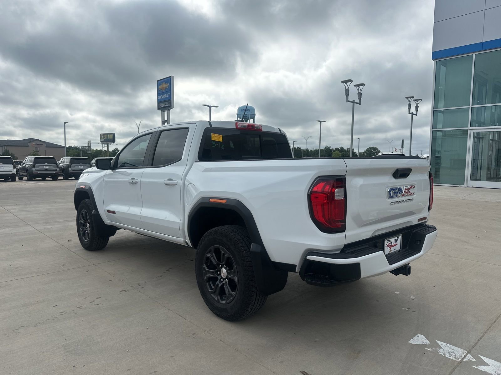 Used 2024 GMC Canyon Elevation w/ Convenience Package RWD image 3