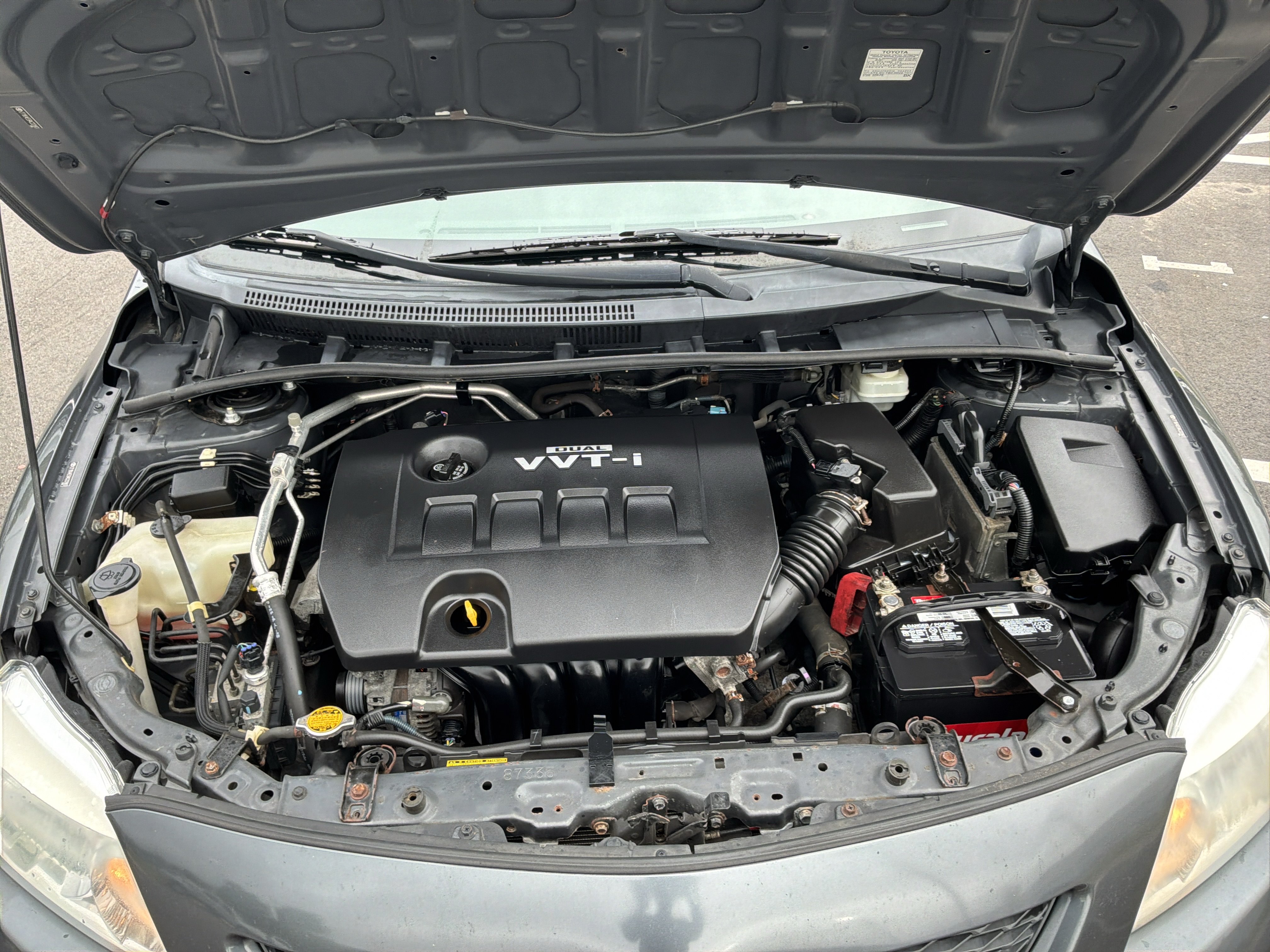 Used 2010 Toyota Corolla LE w/ All Weather Guard Pkg FWD image 33
