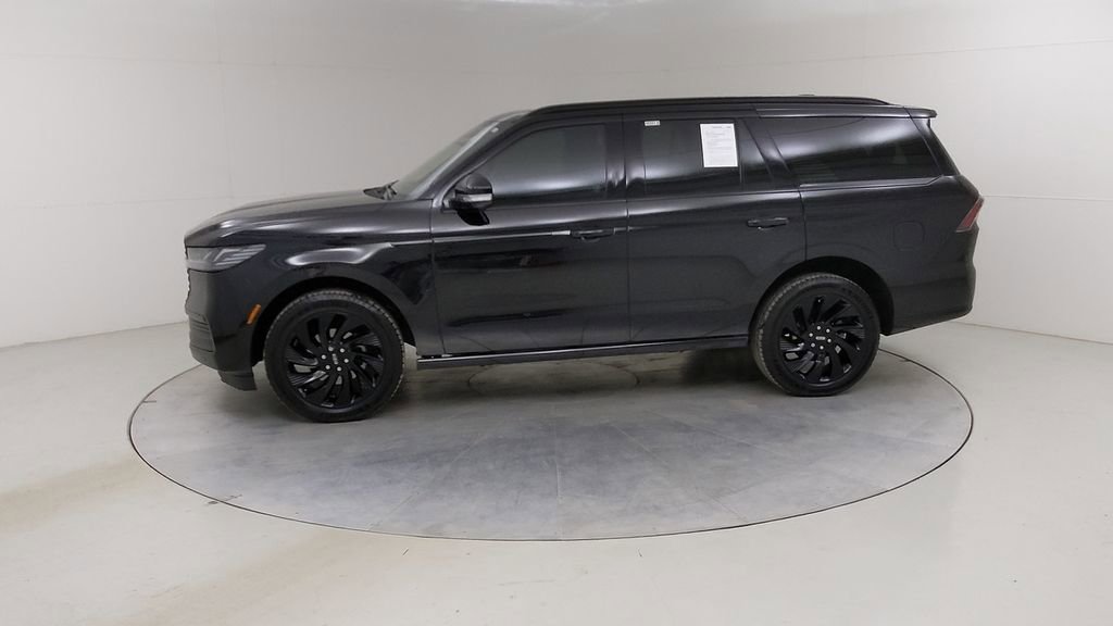 Used 2025 Lincoln Navigator Reserve w/ Jet Appearance Package image 20