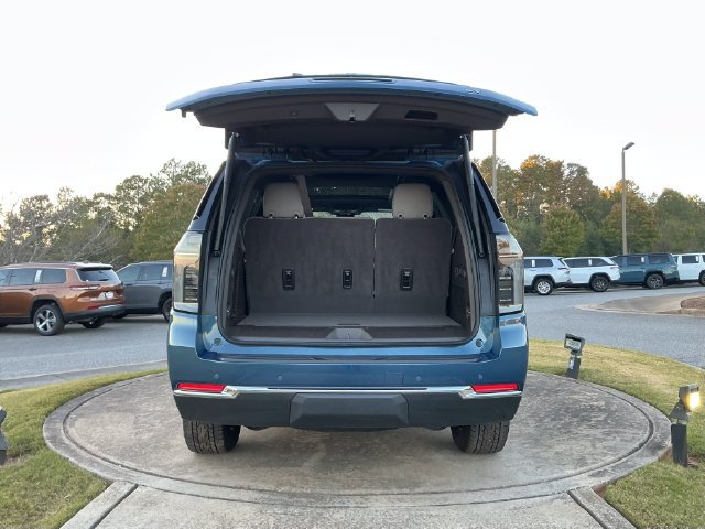 Used 2025 Chevrolet Tahoe LT w/ Comfort Package RWD image 29