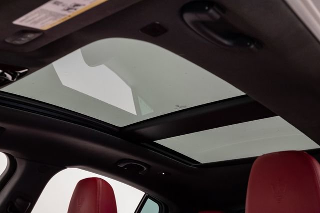 Used 2023 Maserati Grecale Modena image 8