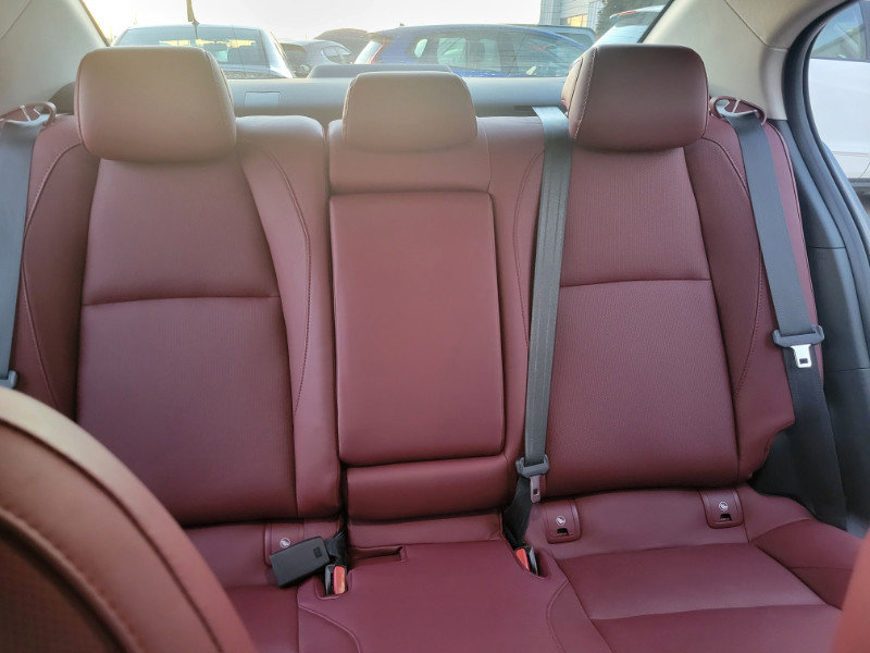 Used 2025 MAZDA MAZDA3 s image 23