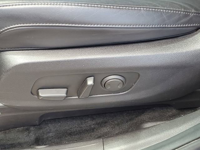 Used 2024 Kia Carnival LX FWD image 25