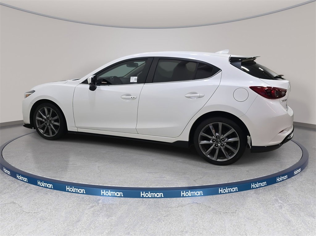 Used 2018 MAZDA MAZDA3 Grand Touring w/ Premium Equipment Package image 9
