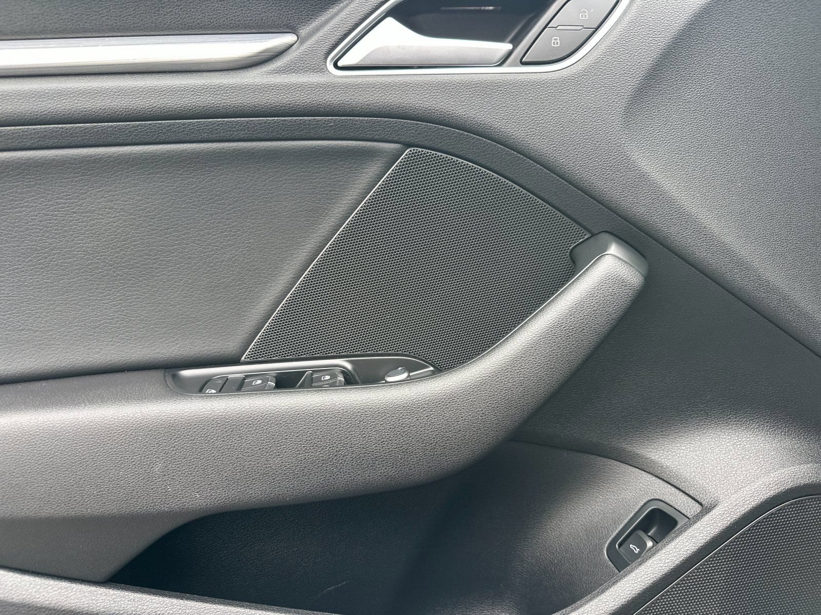 Used 2020 Audi A3 2.0T Premium FWD image 11