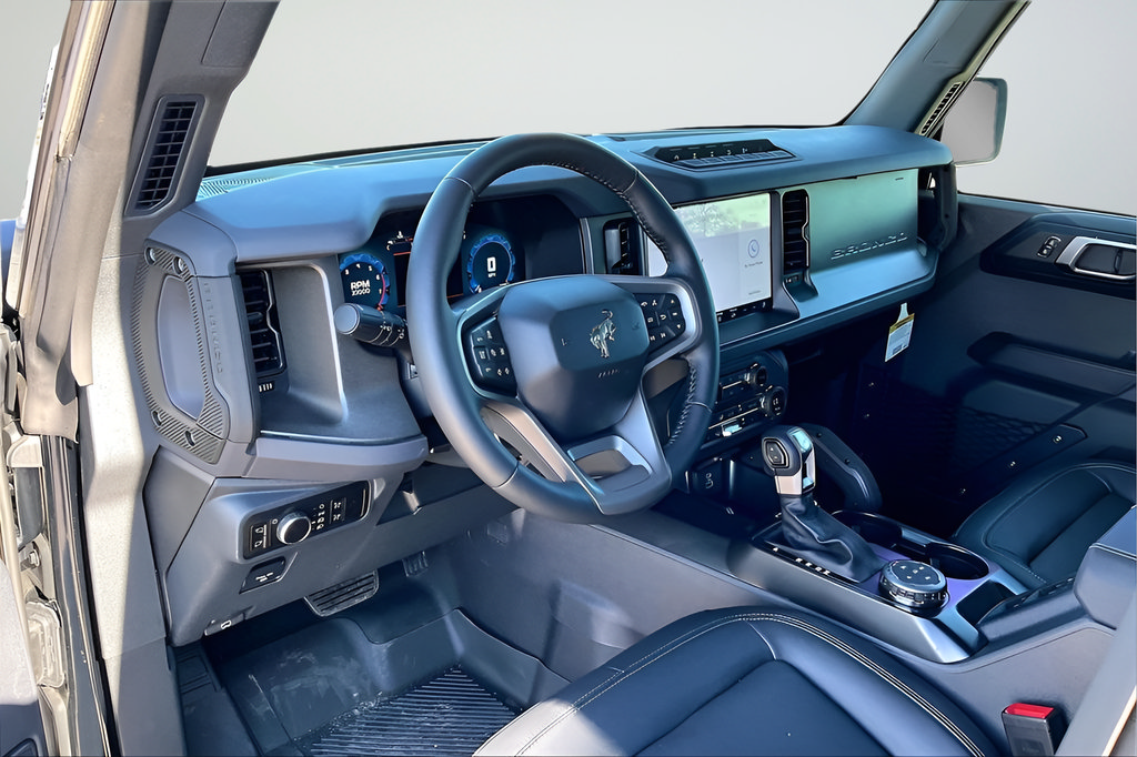New 2025 Ford Bronco Badlands AWD/4WD image 7