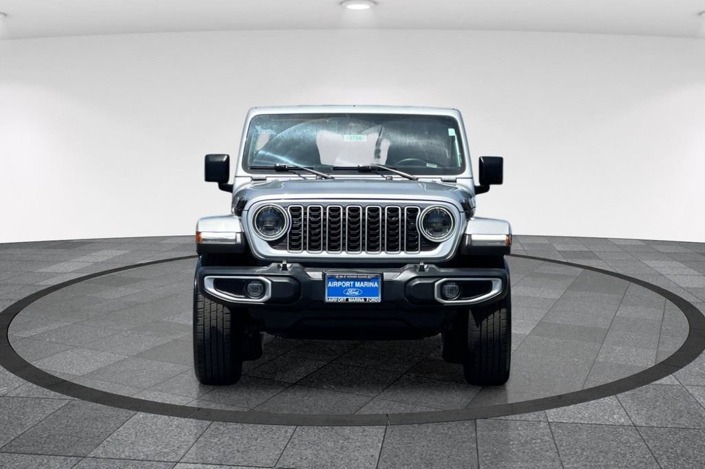 Used 2024 Jeep Wrangler Unlimited Sahara AWD/4WD image 10
