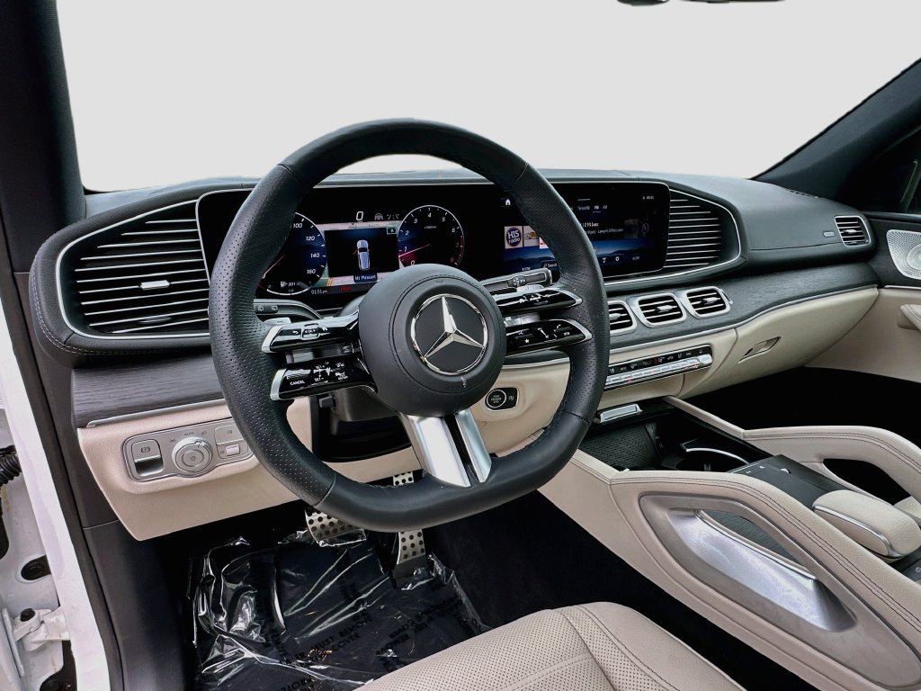 Certified 2026 Mercedes-Benz GLS 580 4MATIC image 11