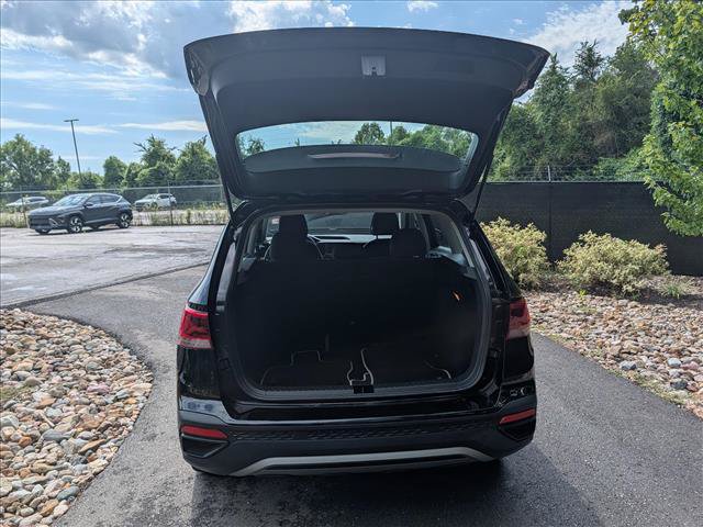 Certified 2023 Volkswagen Taos S FWD image 19