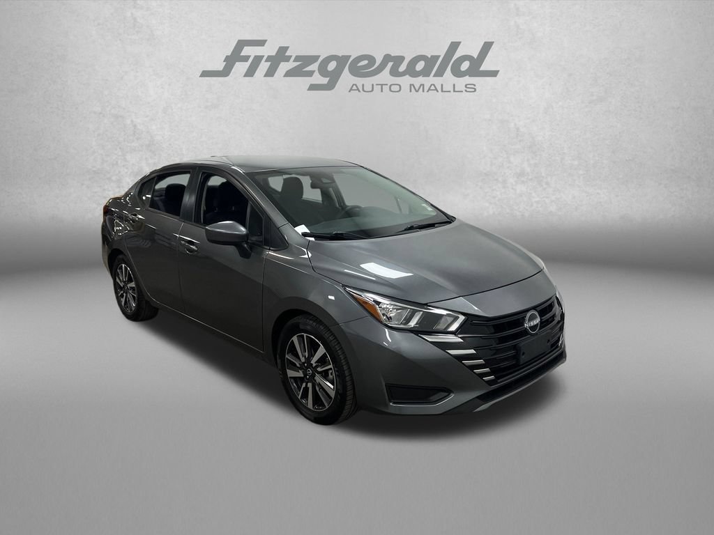 Used 2024 Nissan Versa SV FWD image 9