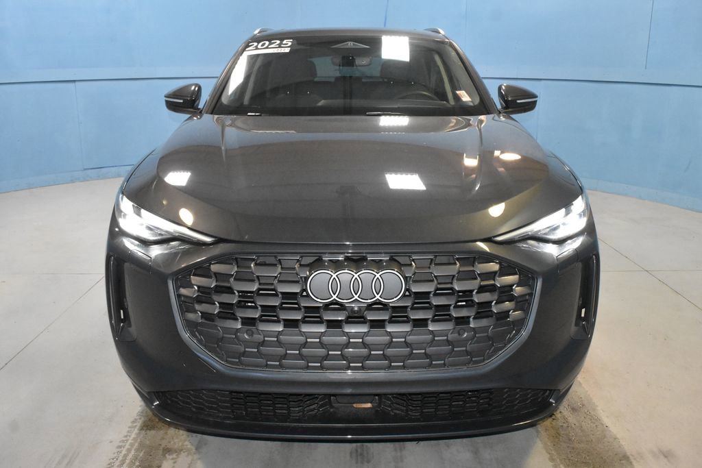 Certified 2025 Audi Q5 2.0T Premium w/ Convenience Package image 19