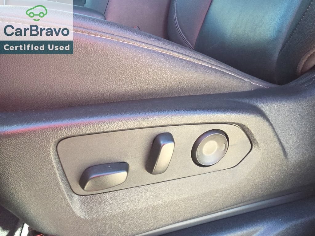 Certified 2025 Chevrolet Tahoe LT w/ Sun And Tow Package AWD/4WD image 13