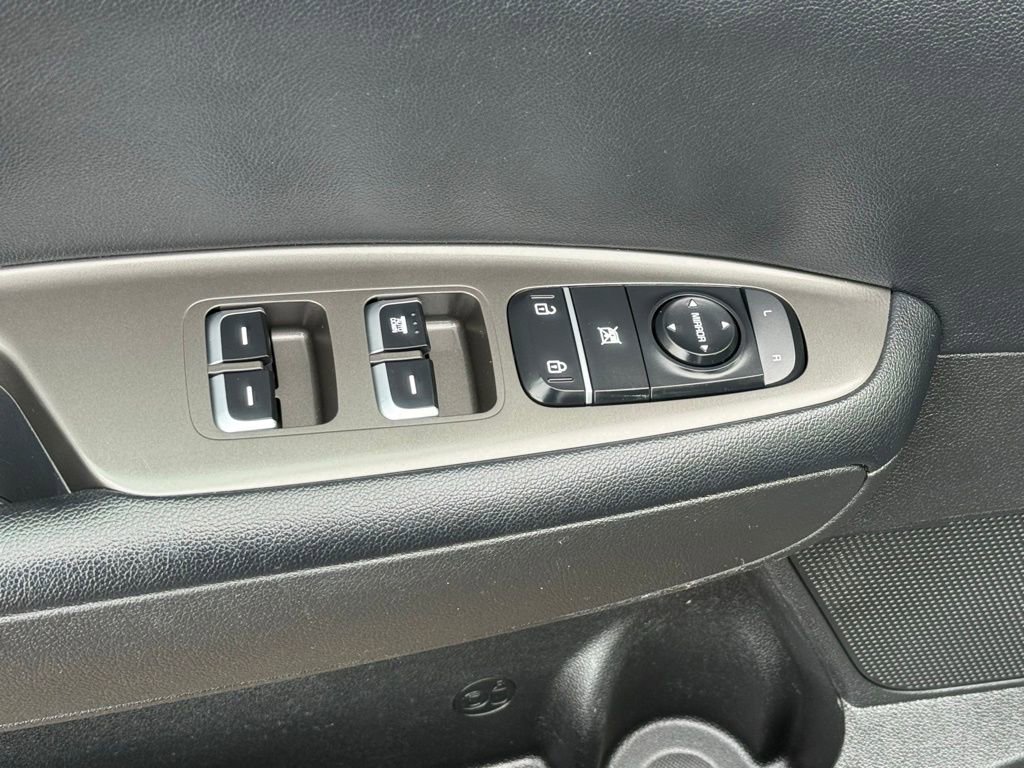 Used 2020 Kia Optima LX image 13