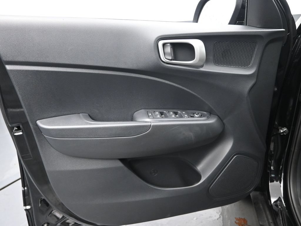 New 2026 Hyundai Venue SEL FWD image 26