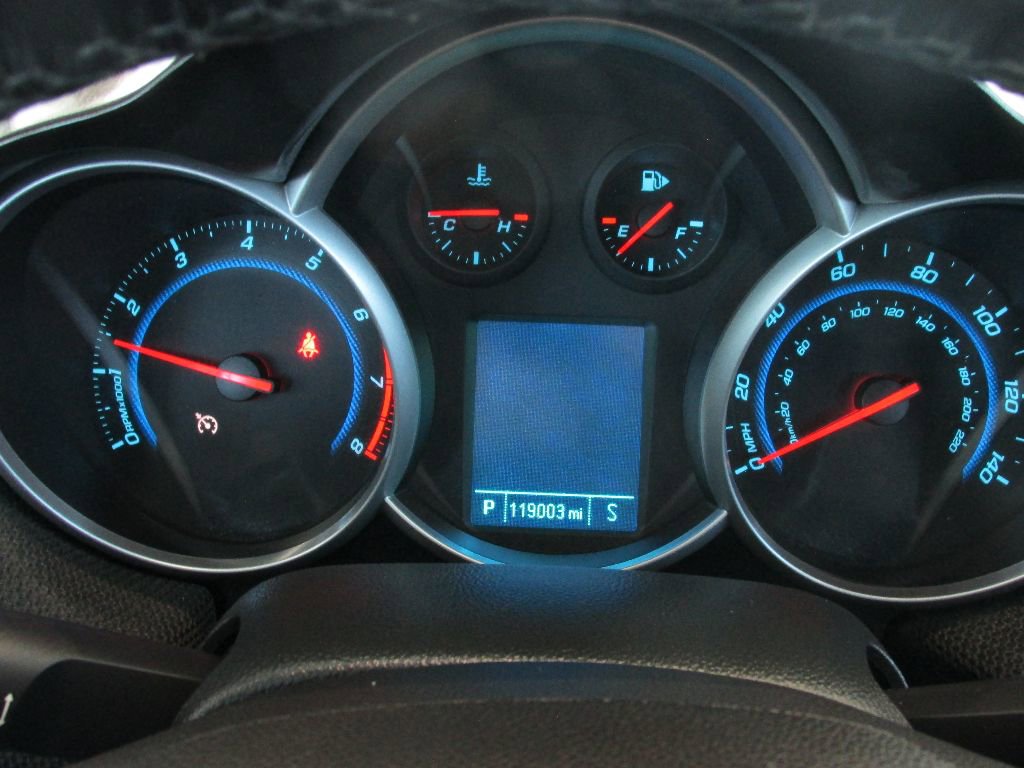 Used 2013 Chevrolet Cruze LT image 20